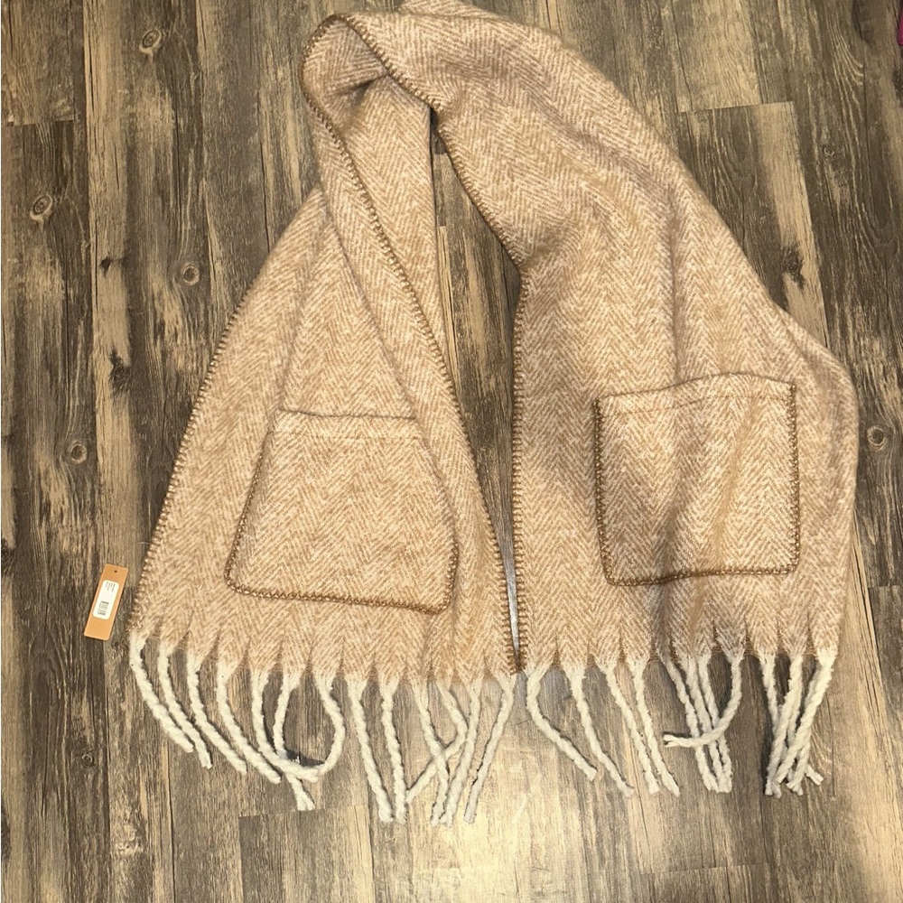 Sundance Tan and Cream Scarf